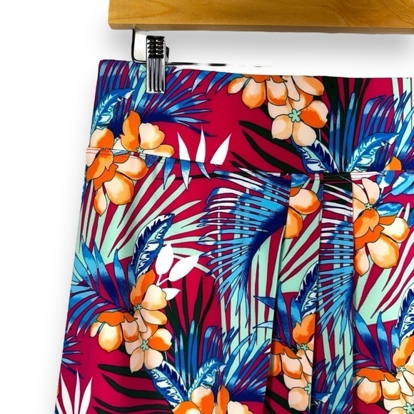 Tommy Bahama Golf/Tennis/Pickleball Skort, Tropical Floral Print, Size Large - Picture 5 of 14